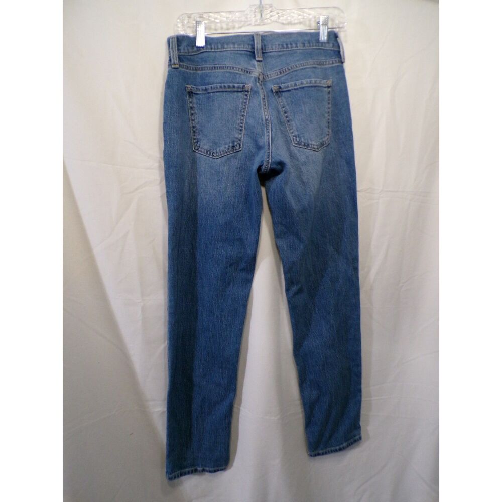 Old Navy Women's Medium Wash Skinny Jeans - Picture 2 of 5